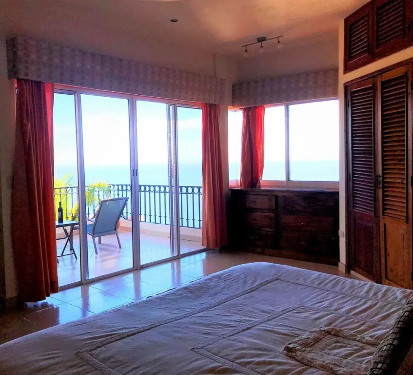 Casa del Eclipse Espectacular Ocean View Minutes From the Beach