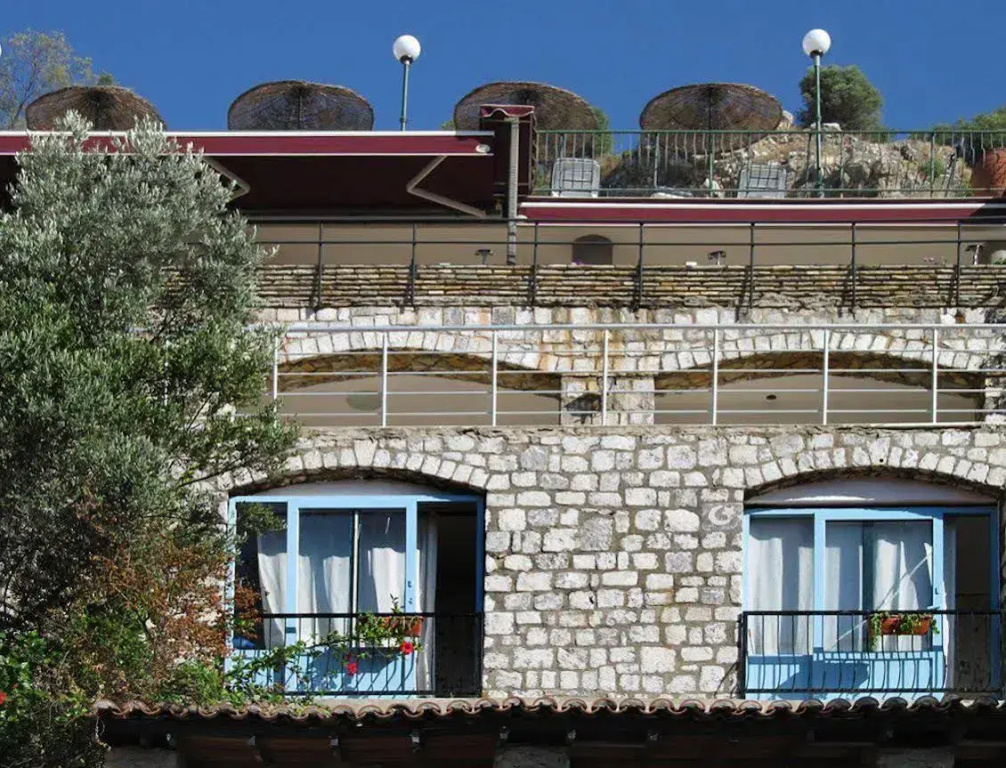 Serena Suites