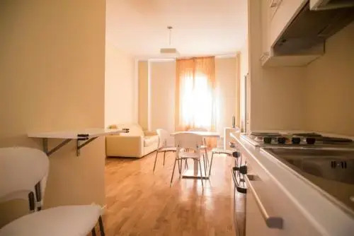 Dante Ravenna Apartments