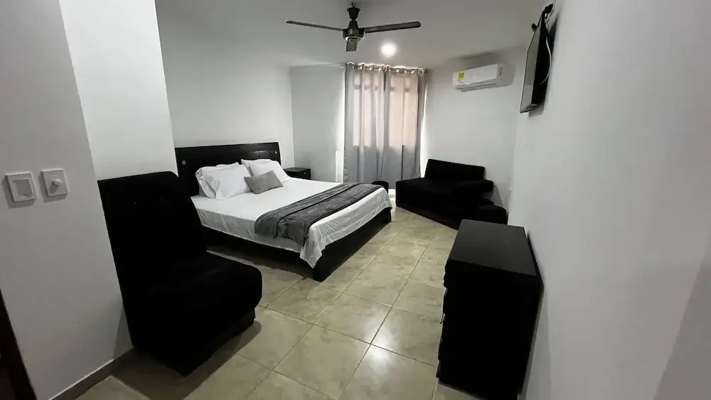 Hotel Tariq Monteria
