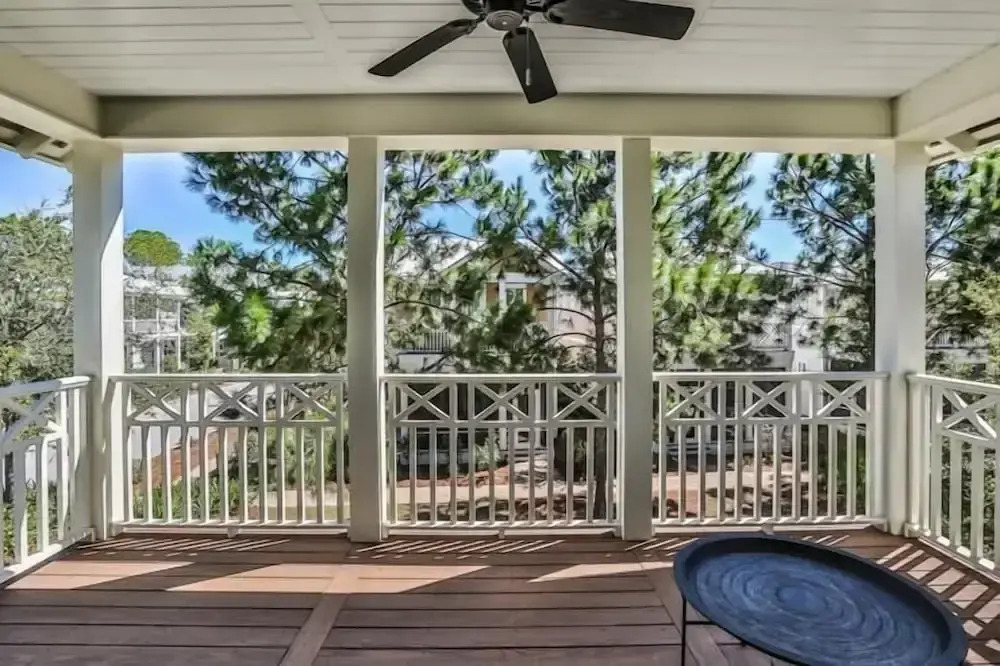 Dragonfly Dreams 5 Bedroom Holiday Home by Five Star Properties