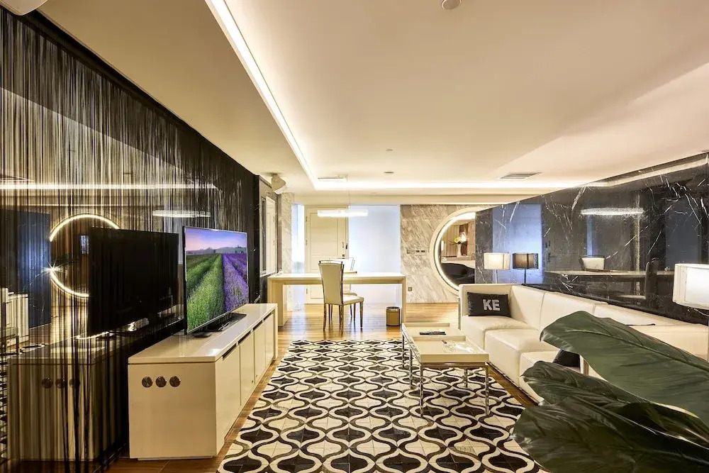 KE Hotel