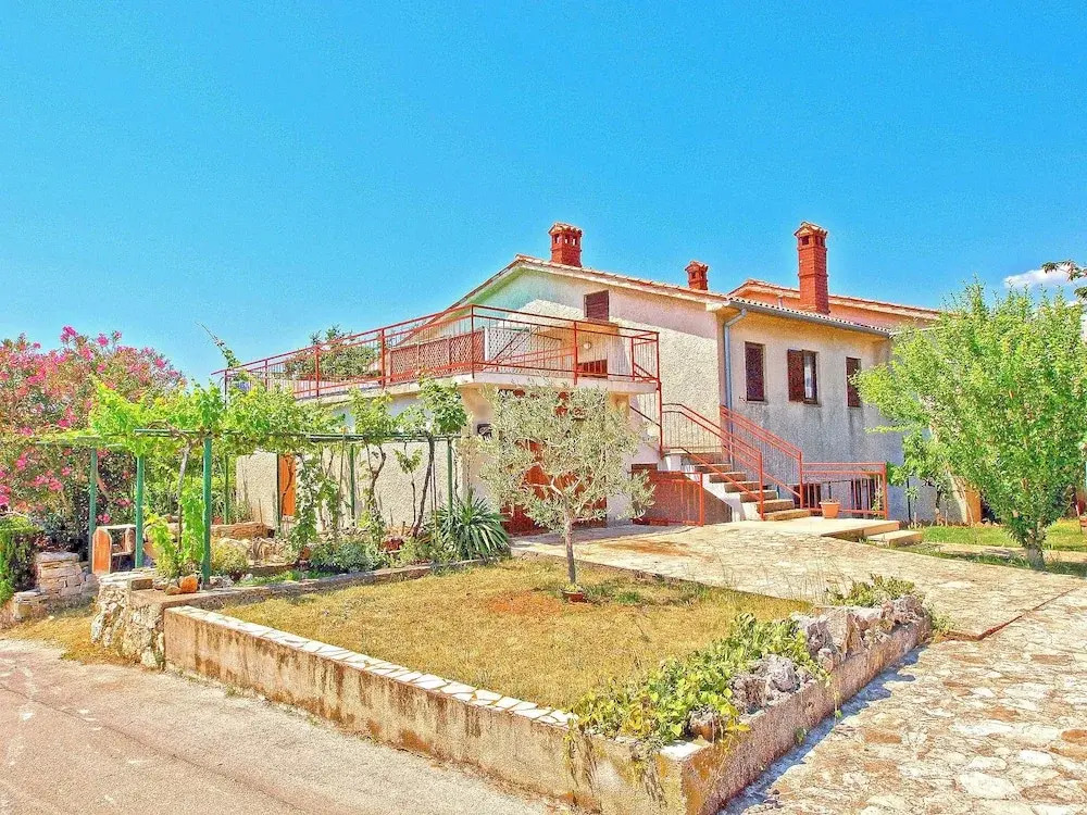 Apartments Pjescana Uvala 606