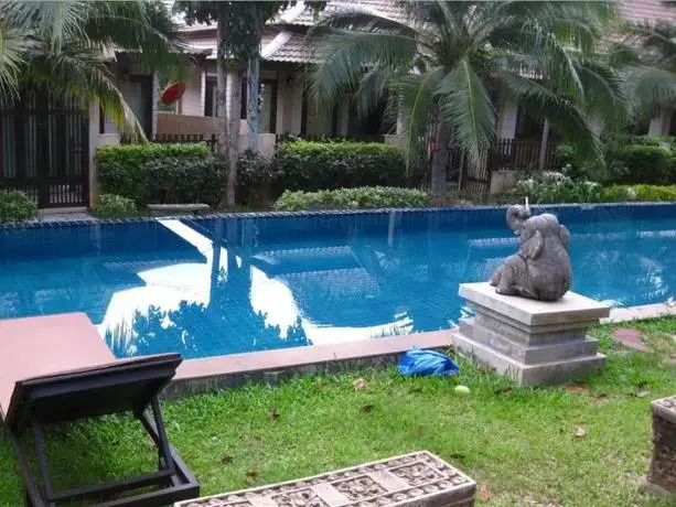Whispering Palms Bophut