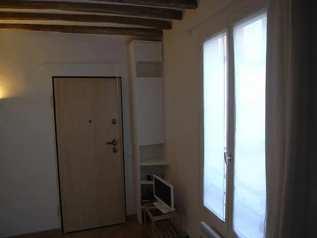 Studio - Marais District