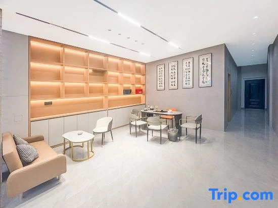 Youge Hotel (Nandan Bus Terminal Jin Fuzhou Plaza Branch)