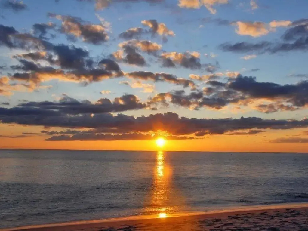 Dlx Beach Studio, Panama City Beach Updated!