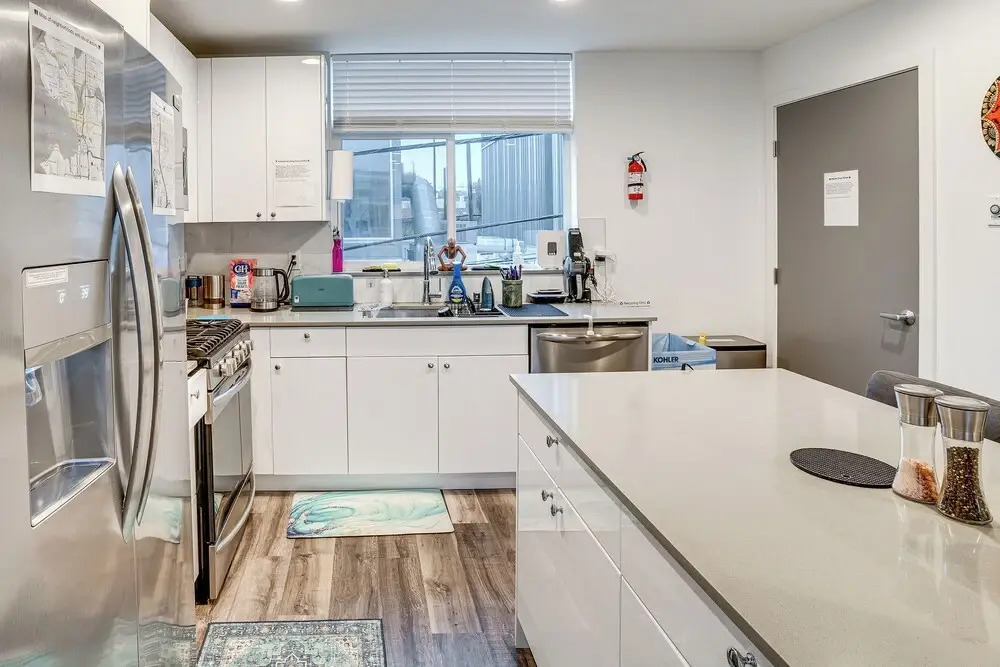 Walk to Seattle University: Centrally Located Gem