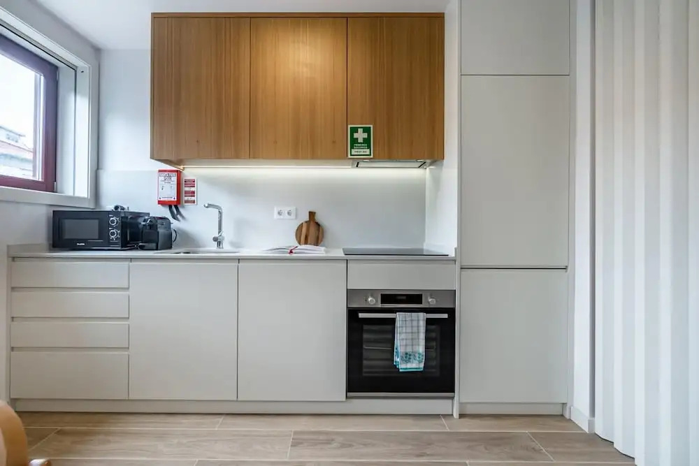 Nomad s Lux - 1bdr Charming Top Floor Porto