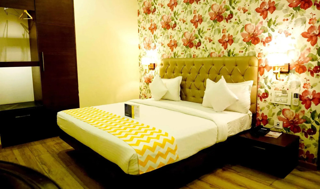 FabHotel Royal Plaza Zirakpur