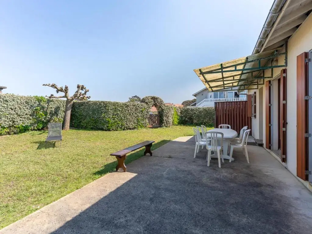 Maison à Mimizan Plage, 600m de la mer, 10 pers, 2 étoiles, confort moderne, jardin, parking - FR-1-50-88