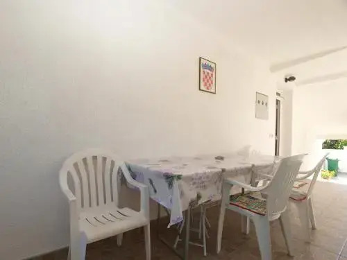Apartments Mirko 647