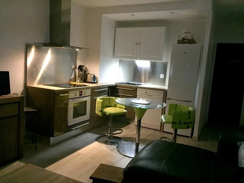 Apartment With one Bedroom in Le Lavandou, With Wonderful Mountain Vie