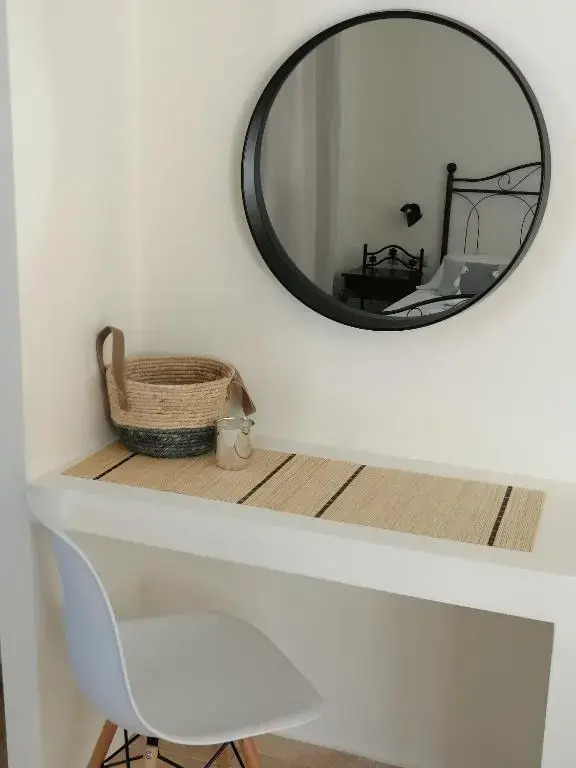 OASIS APARTMENTS
