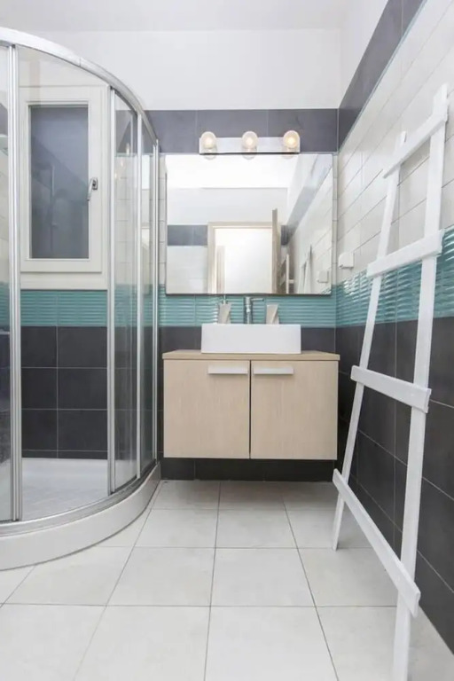 Beautiful 4-bed House With Private Pool in Naxos
