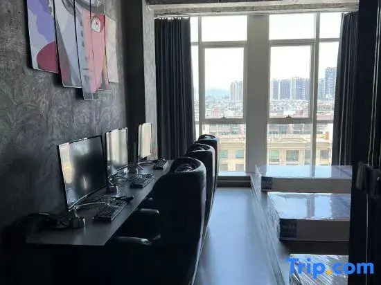 Qiuqiu E-sports Homestay