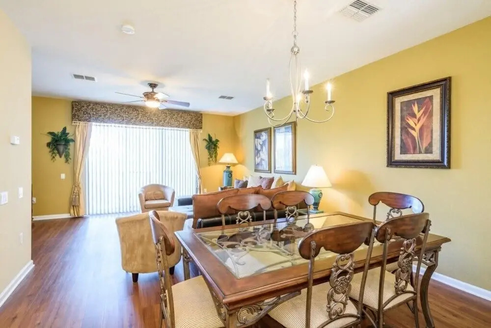 Luxury Modern Town [cdc Compliant] 4004 3 Bedroom Home