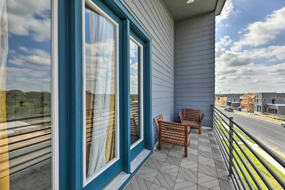 Luxurious & Spacious Austin Home ~ 8 Mi to Dtwn