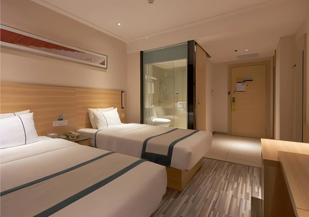City Comfort Inn Liuzhou Wuxing Walking Street