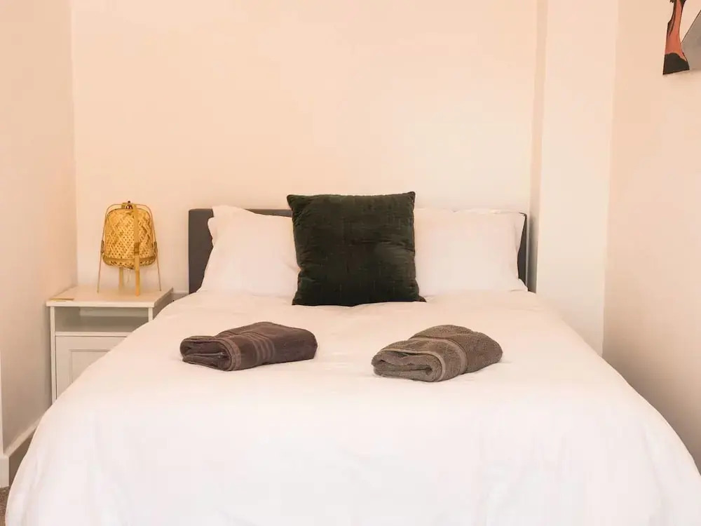 Impressive Urban Townhouse - Leeds City Centre