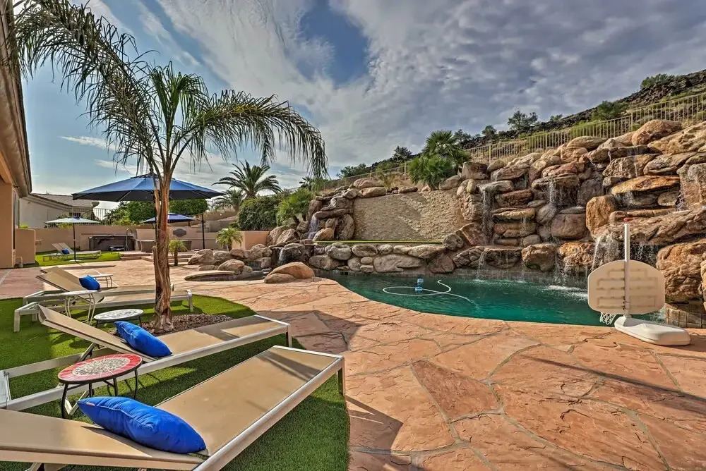 Patio, Playground! Glendale Family Gem Near Golf