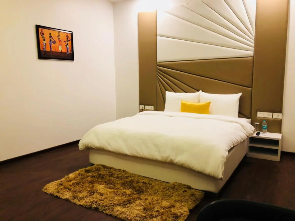 Vivid Boutique Hotel, Medanta, Gurugram