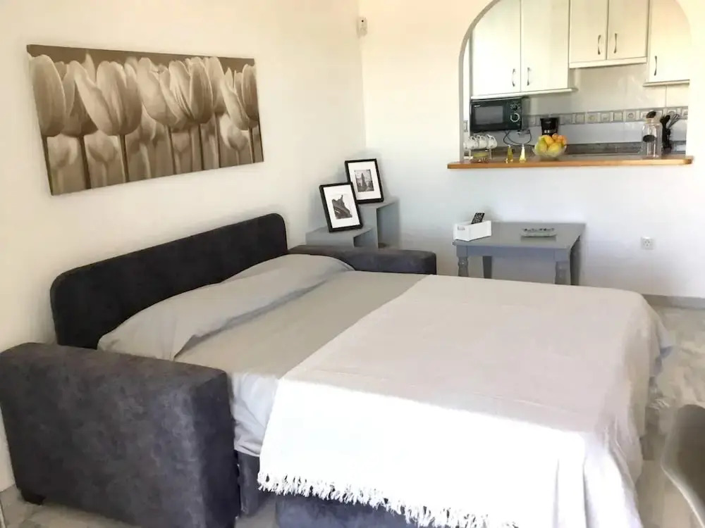Apartment with One Bedroom in las Lagunas de Mijas, with Wonderful Sea View, Shared Pool, Furnished Terrace - 1 Km From the Beach
