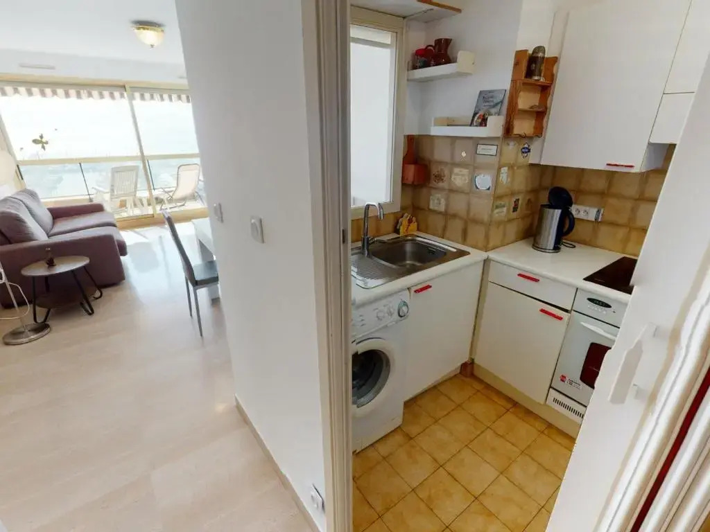 Appartement Menton, 2 pièces, 4 personnes - FR-1-196-196