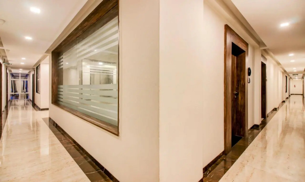 Hotel Vrushali Inn