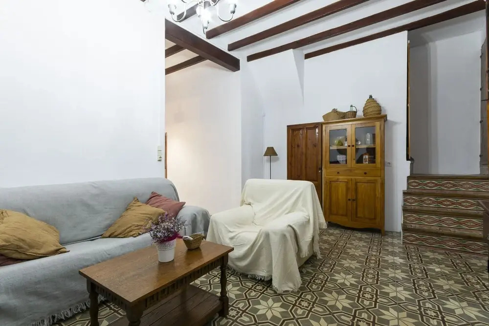 Casc Antic in Javea With 2 Bedrooms and 1 Bathrooms