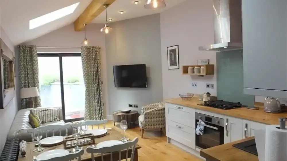 Albert View 1