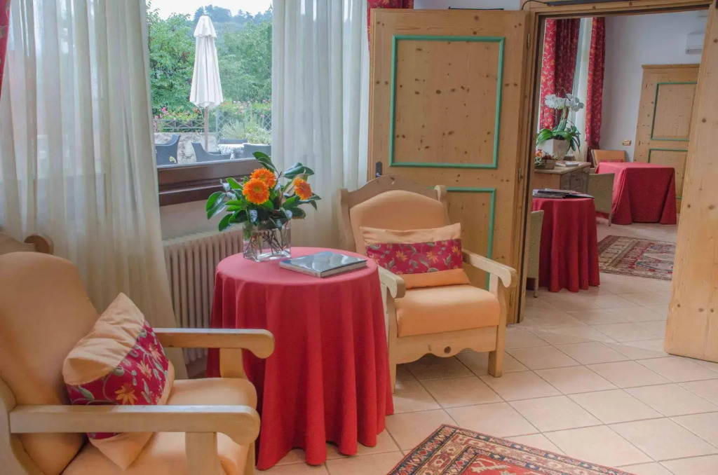 Hotel al Dòs - Breakfast & Private SPA