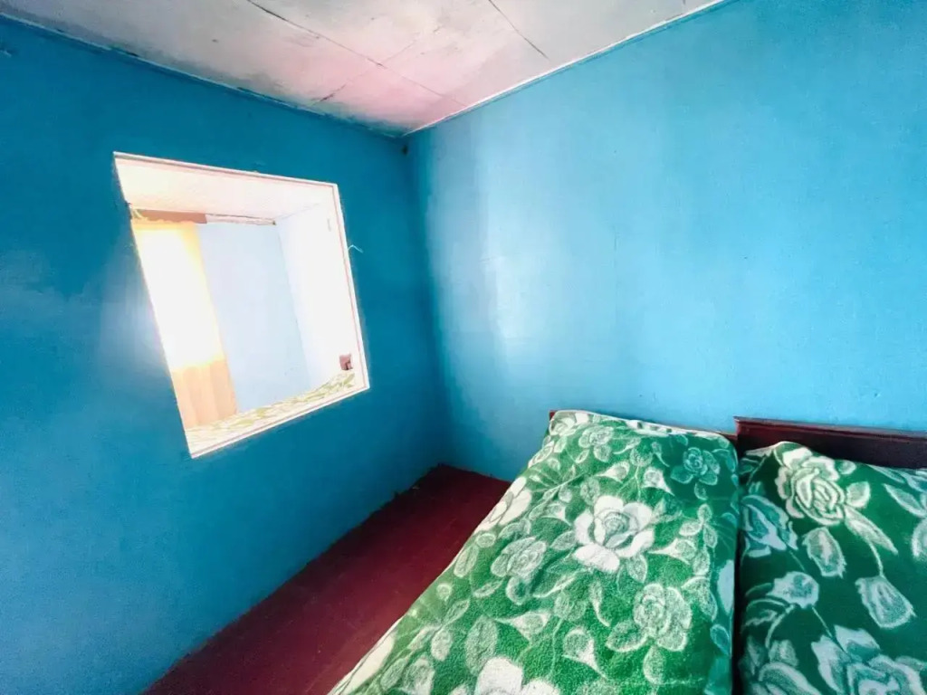 86 E. Takaishvili Guest House