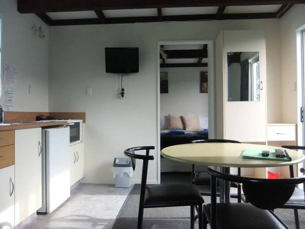 Pictons Waikawa Bay Holiday Park