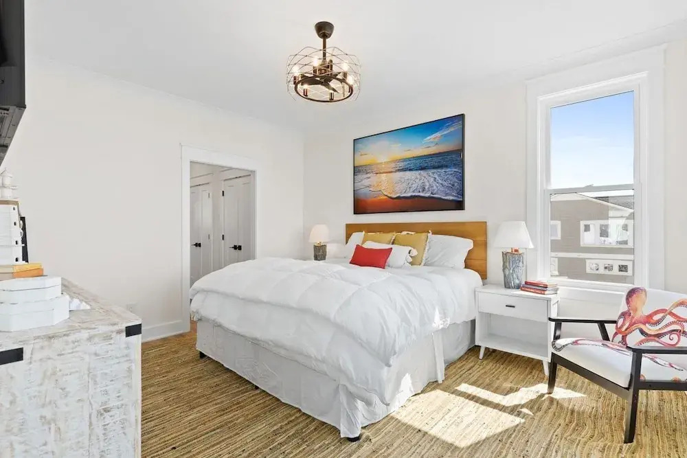 1040 Break / 1040 Ocean Blvd West 4 Bedroom Home by RedAwning