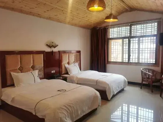 Langshan Bajiaozhai Xiao'er Farm House