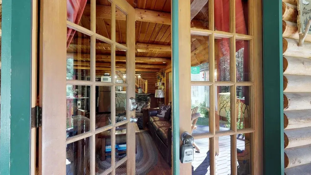 Merry Cabin in the Merry Canyon