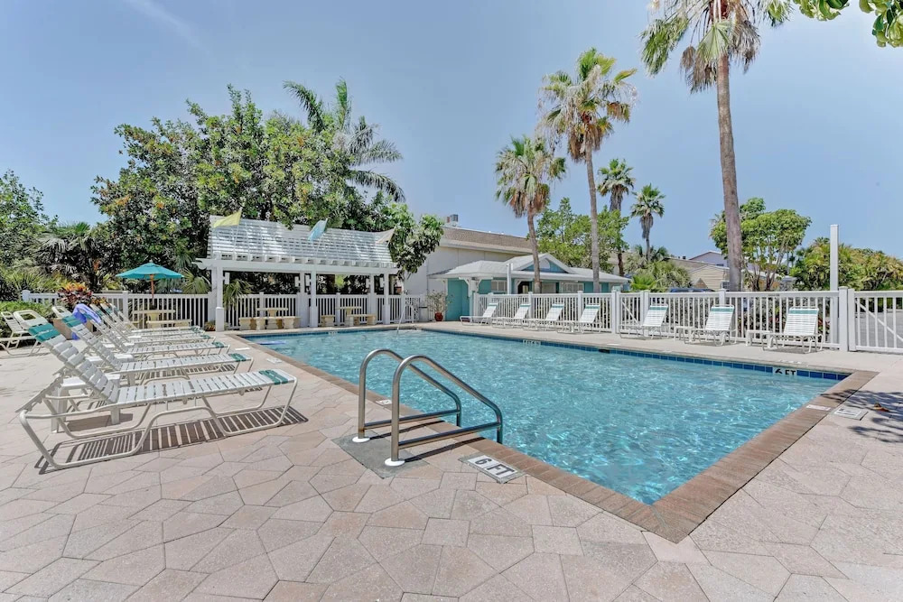 Tradewinds Beach Resort