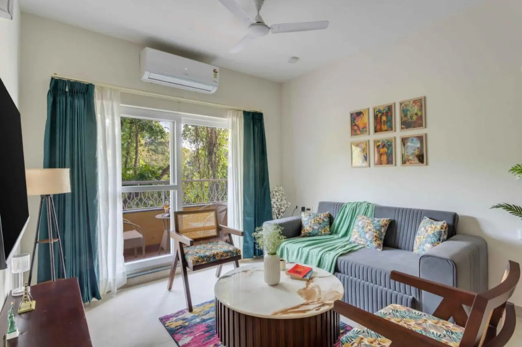 Pebble 1 BHK Apartment by tisyastays