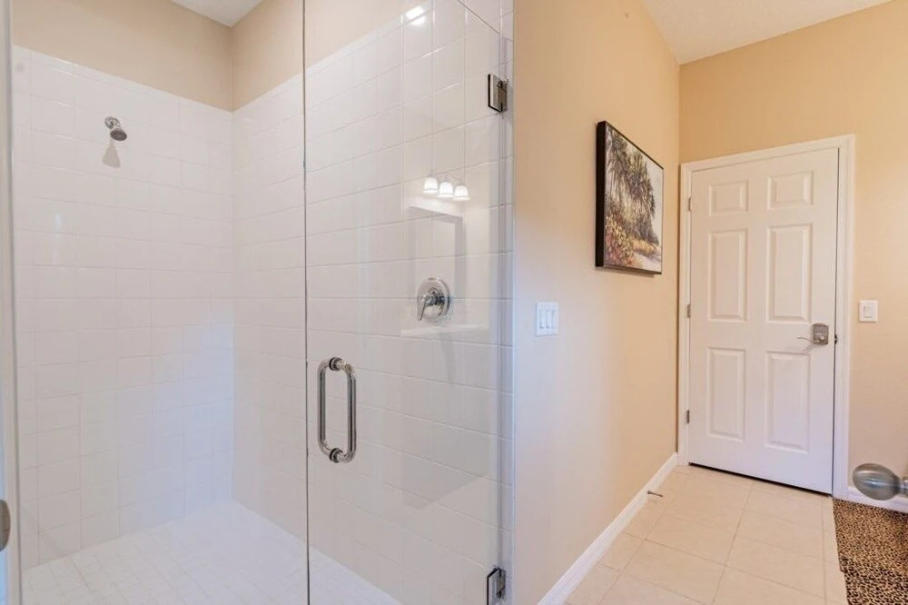 September Special!! Family-friendly Pool Home, Brand New Pool & Spa, Free Wifi, Bbq Grill, Gated!! 6 Bedroom Home, Davenport