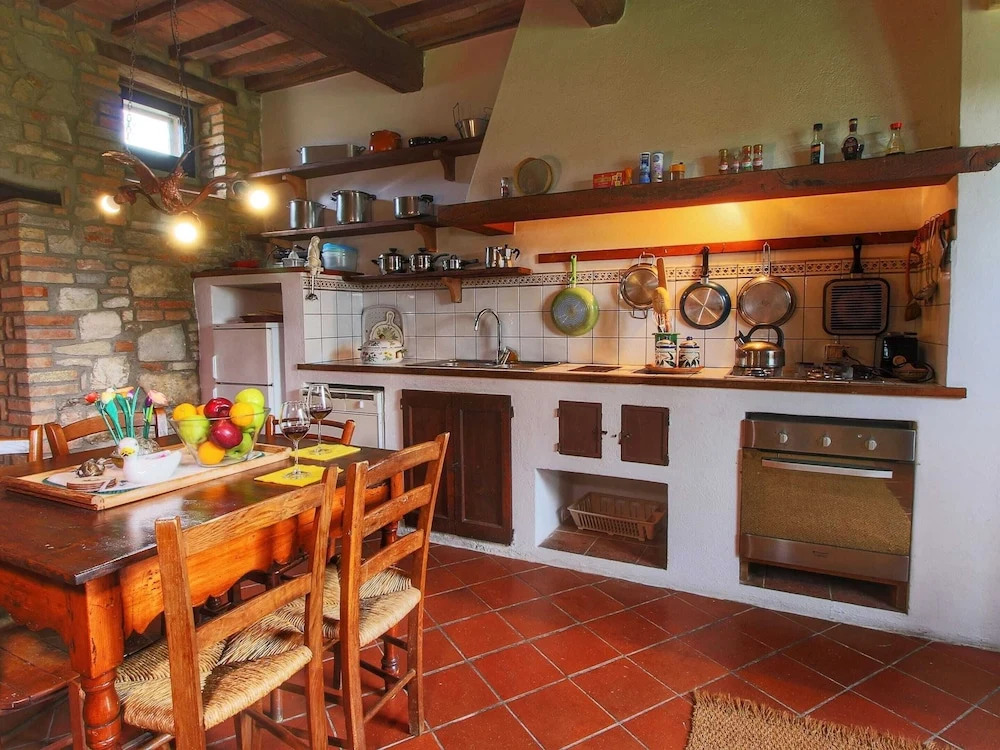 Tranquil Farmhouse near Center in Umbertide with Garden