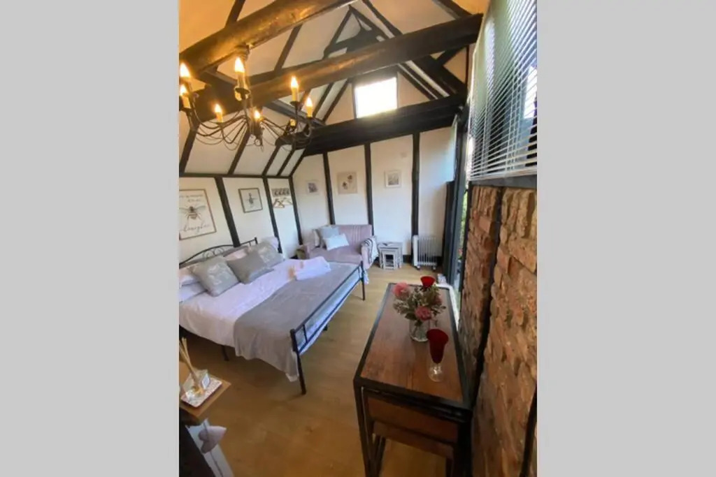Windsor / Ascot / Bracknell Beautiful Barn