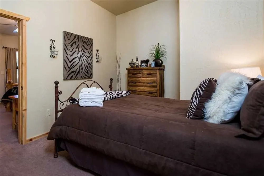 Casa McClaran - Five Bedroom Cabin