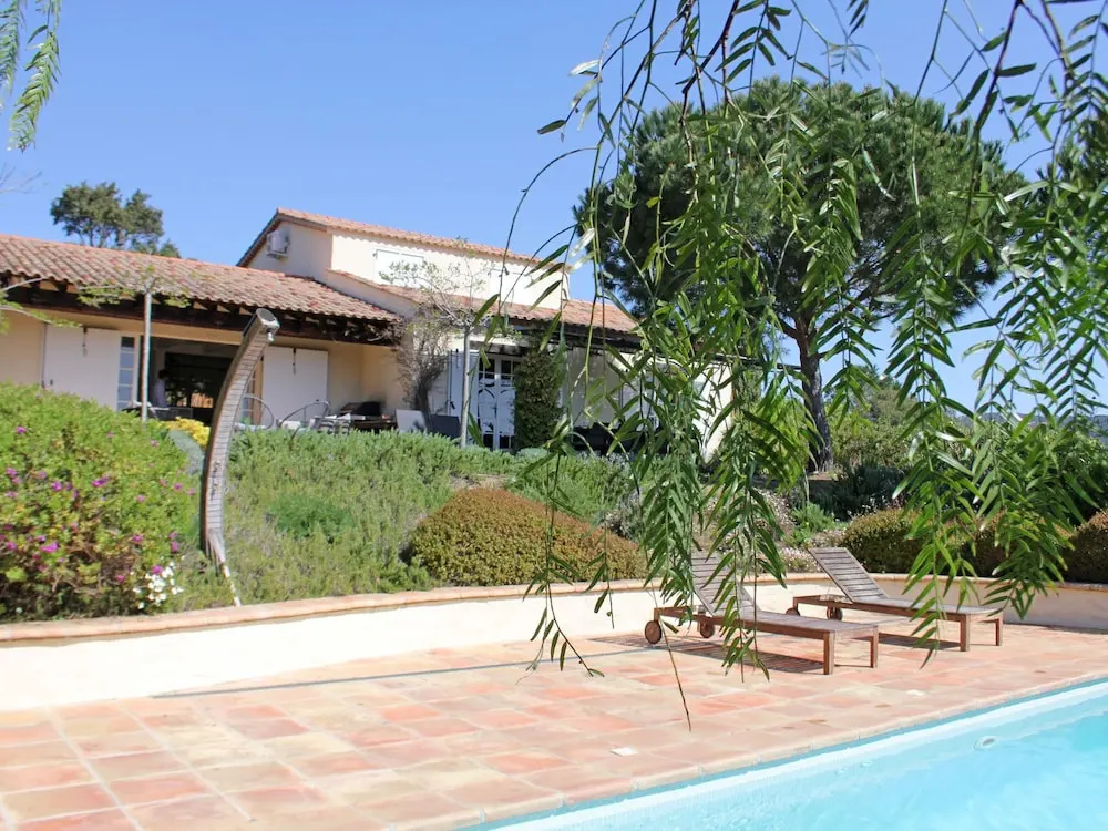 Southern French Villa With Private Pool and Stunning Views of the Mediterranean Sea