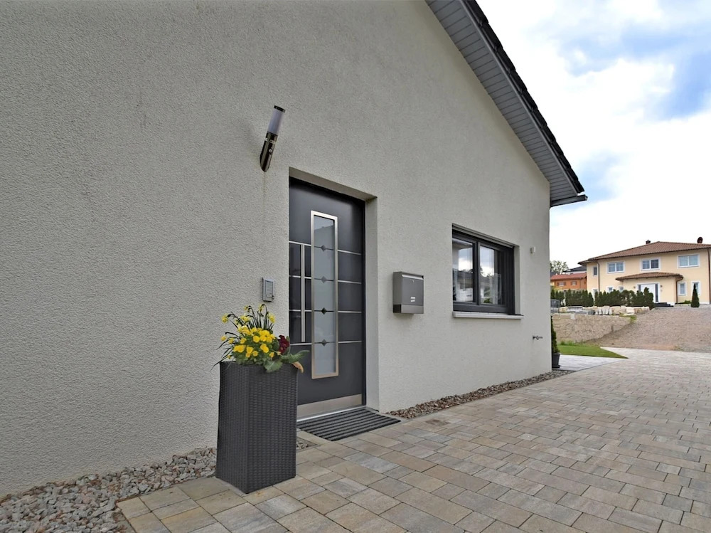 Holiday Home with Garden & Terrace in Bodenwöhr near Hammersee