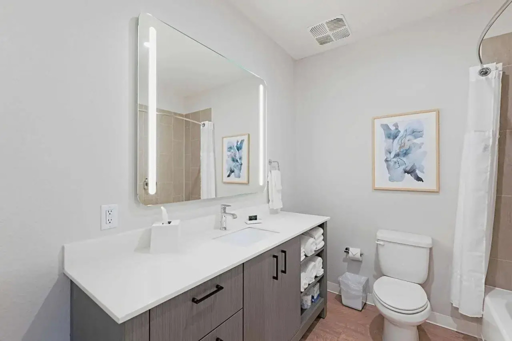 WaterWalk Extended Stay by Wyndham Jacksonville Deerwood Pk