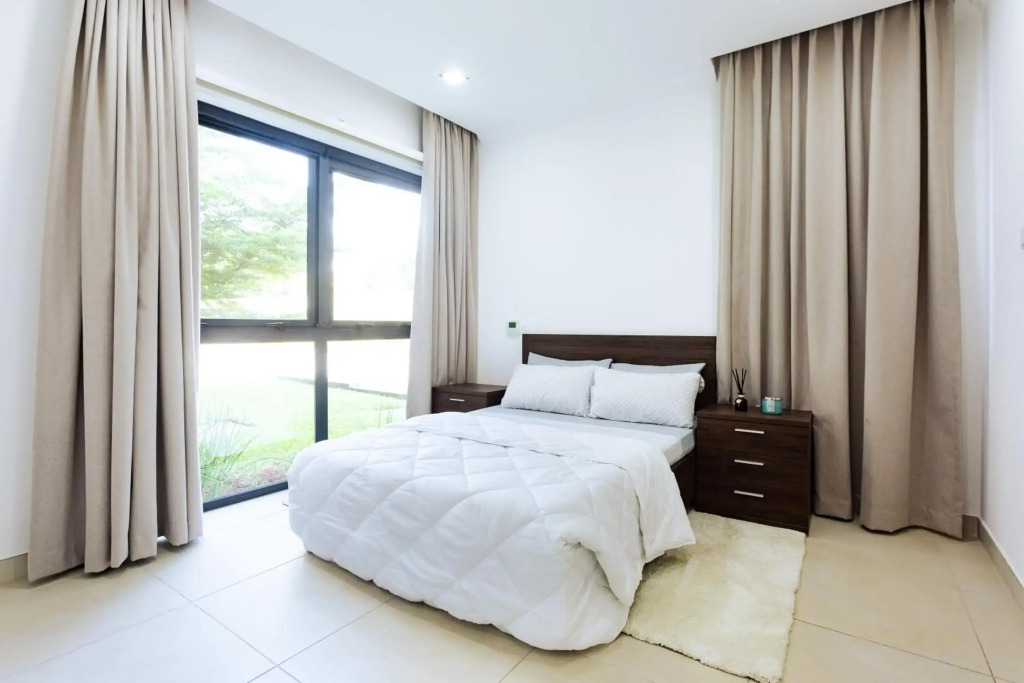 Spectacular Deluxe Double Room Available