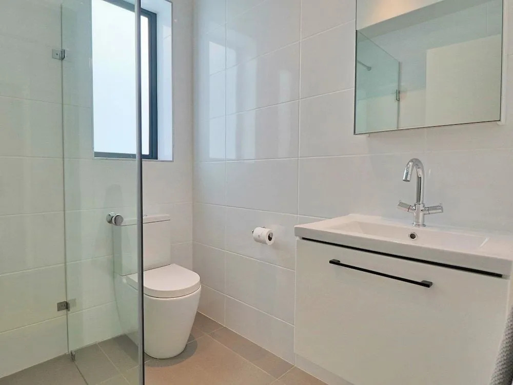 22 Protea - Luxury, Style and Elegance - Sleeps 12 in 6 En-suite Bedrooms