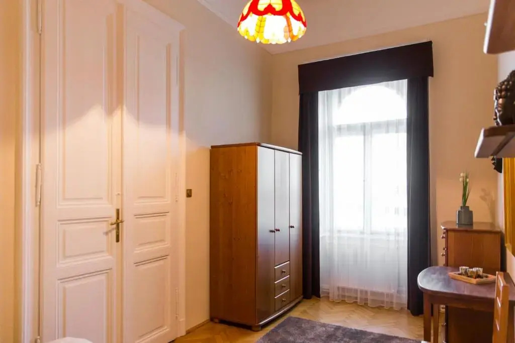 East Private Rooms