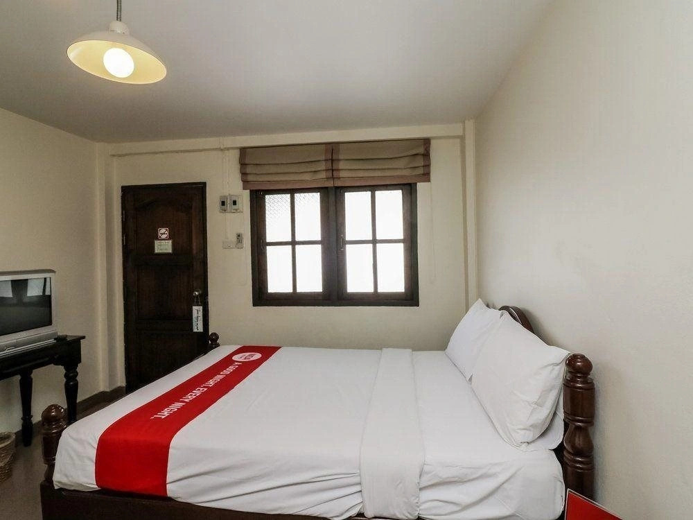 Nida Rooms Moon Muang Sriphum Minimal